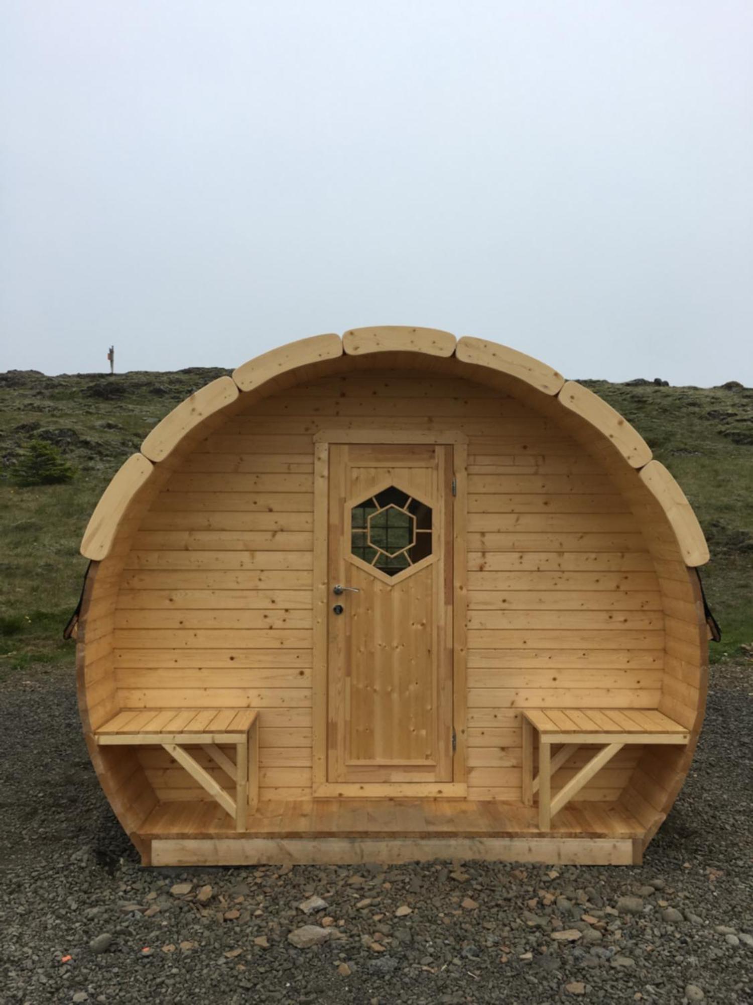 Framtid Camping Lodging Barrels Djúpivogur エクステリア 写真